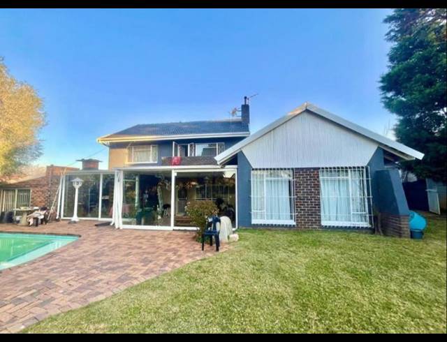 4 BEDROOM HOUSE FOR SALE IN MONDEOR